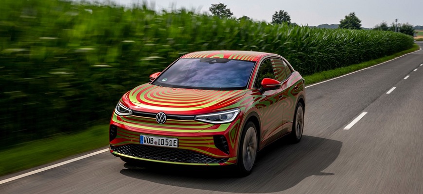 Volkswagen ID.5 GTX ukážu v septembri v Mníchove, zatiaľ ako koncept