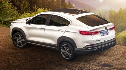 NOVÝ FIAT FASTBACK JE ĽUDOVÁ VERZIA BMW X6, KONKURENČNÝ RENAULT ARKANA V EÚ ALE NEOHROZÍ