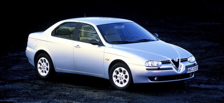 Alfa Romeo 156: talianska kráska má už 25 rokov, tipovali by ste jej toľko?