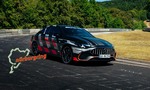 Mercedes-AMG CLA 45 na Nürburgringu. Najrýchlejší vo svojej triede, ale má to háčik!