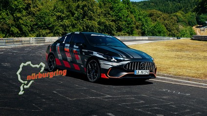 MERCEDES-AMG CLA 45 NA NÜRBURGRINGU. NAJRÝCHLEJŠÍ VO SVOJEJ TRIEDE, ALE MÁ TO HÁČIK!