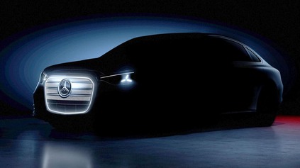 NOVÝ ELEKTRICKÝ MERCEDES TRIEDY C NA PRVEJ FOTKE. DOJAZD 800 KILOMETROV, NA MUŠKE BMW I3