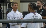 Pokračovanie filmu F1: Brad Pitt v hlavnej úlohe a Lewis Hamilton ako odborný konzultant