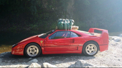 FERRARI F40 NA KEMPOVAČKE?! V JAPONSKU CELKOM V POHODEEE...