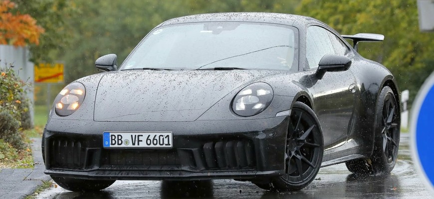 Nové Porsche 911 992.2 čakajú veľké zmeny. Dorazí hybrid, head-up displej i digitálne prístroje