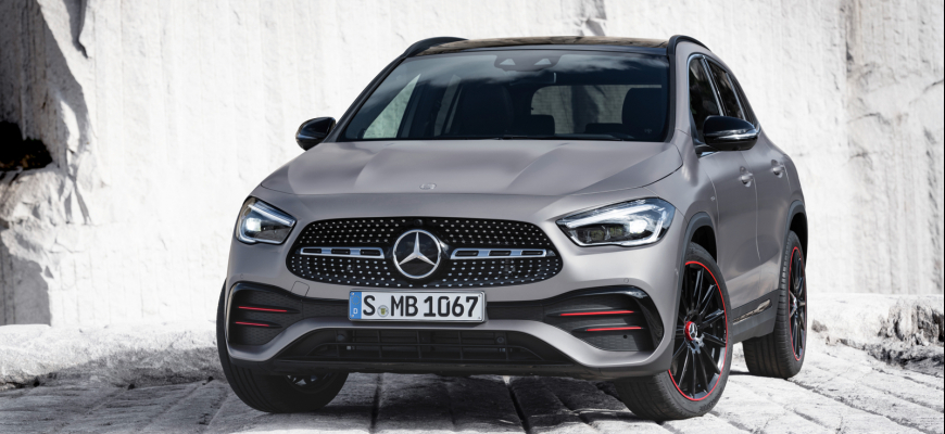 Prichádza malé SUV AMG, vznikol Mercedes AMG GLA35 4matic