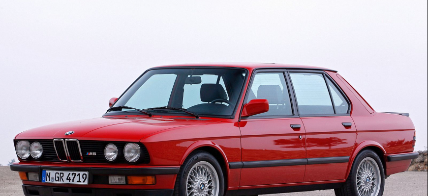 Spomeňme si na druhé BMW radu 5 (E28 1981-1987)