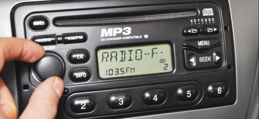 Nórsko ruší FM frekvencie, bežné rádio už nenaladíte. Je to nebezpečné!
