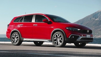 Fiat Tipo SW Cross zaútočí aj na Octaviu Scout. Dostupné oplastované kombi prichádza na trh