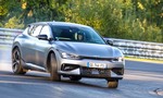 Elektrická Kia EV6 GT to vie aj na Nürburgringu. Jazda bokom je pre ňu hračka