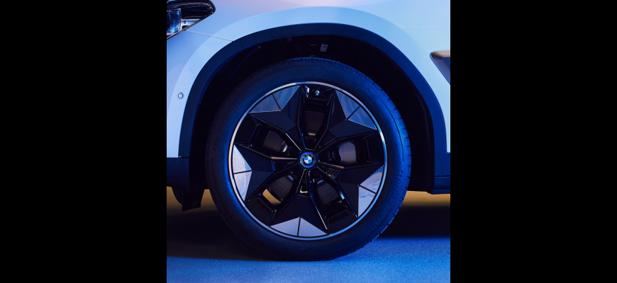 Nové dizajnové kolesá pre lepšiu spotrebu elektrických BMW