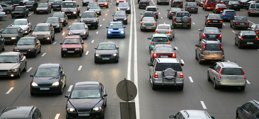 Nová daň pre SUV? Viaceré mestá chcú, aby majitelia veľkých áut zacvakali viac peňazí