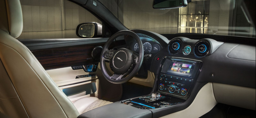 Podľa Jaguaru budú autonómne autá jazdiť ako ľudia