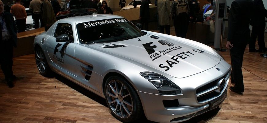 Nové F1 safety car: Mercedes Benz SLS AMG