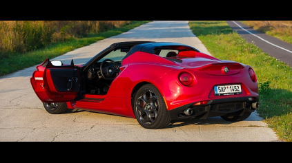 Test: Aká je Alfa Romeo 4C Spider na každý deň?