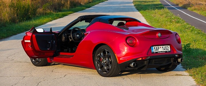 Test: Aká je Alfa Romeo 4C Spider na každý deň?