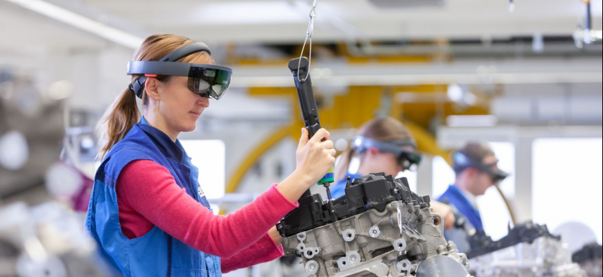 Rozšírená realita BMW pomôže pri školení a výrobe