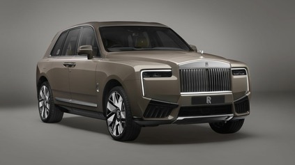 ROLLS-ROYCE CULLINAN PO FACELIFTE. SERIES II PRINÁŠA 2 MILIÓNOV STEHOV A SKORO 18 KILOMETROV NITÍ