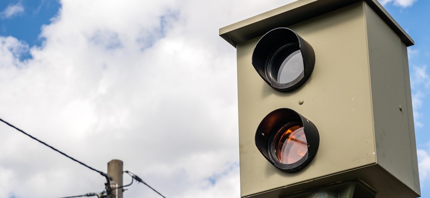 Nové radary kontrolujú dva prekvapivé priestupky, klasickým manévrom im už neďaleko SR neuniknete