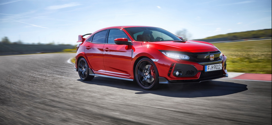 Honda Civic Type-R vo veľkej galérii