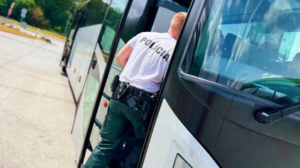 POLICAJNÁ AKCIA AUTOBUS. NOVINKA ODHALILA STOVKY PRIESTUPKOV!