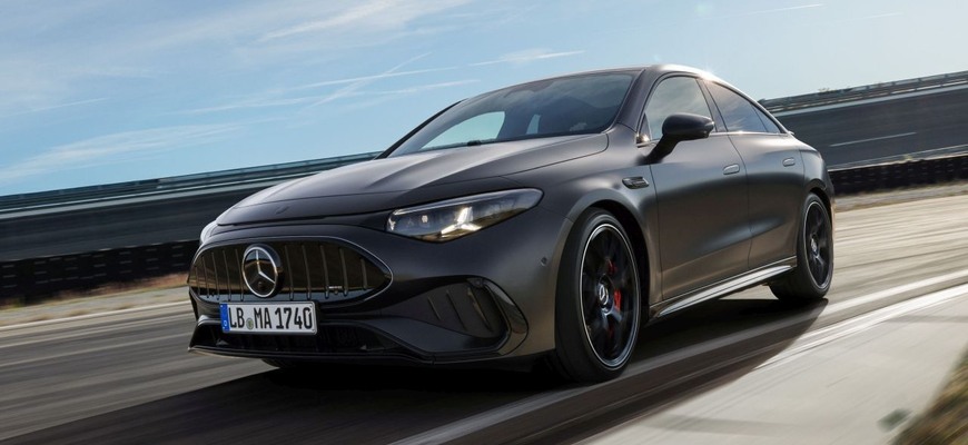 Nový Mercedes-AMG CLA 45 oficiálne. Stuttgartský expres má až 680 koní, ale tá hmotnosť
