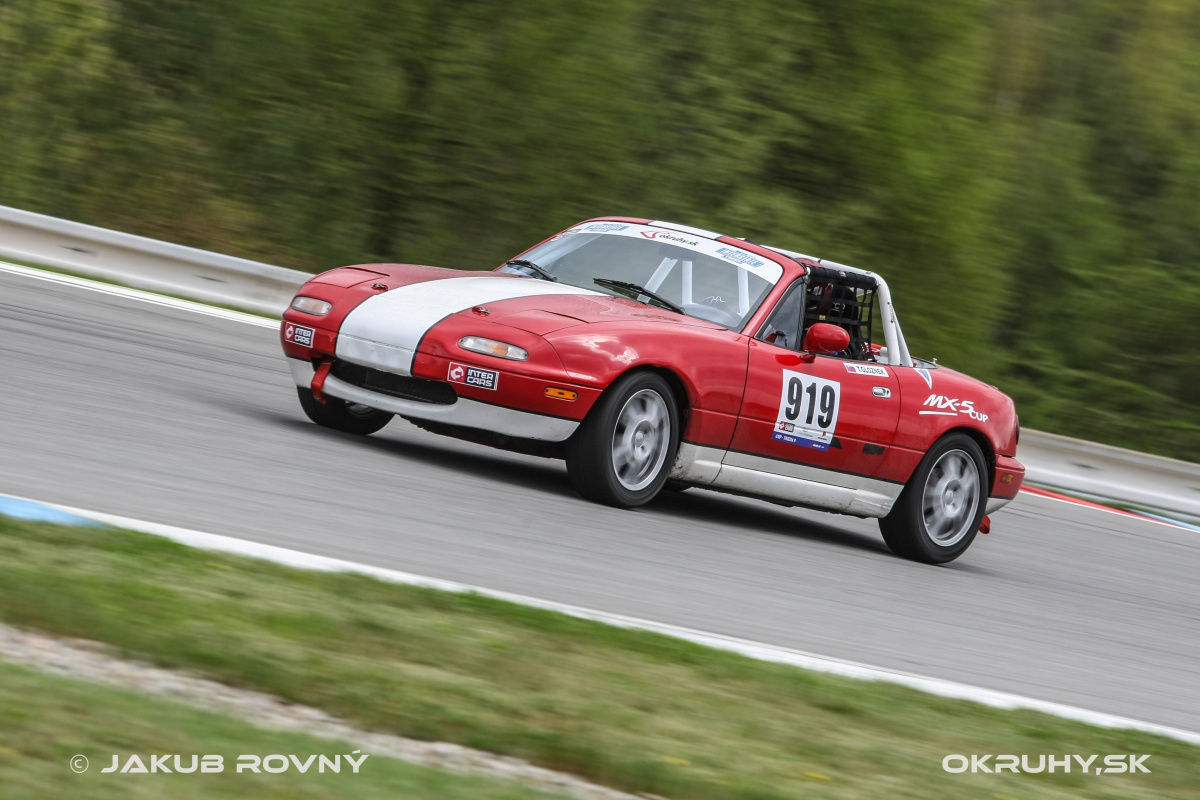 Predstavujeme jazdcov MX-5 Cupu: #919 Tibor Gloznek