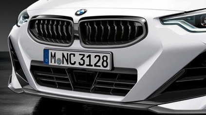 NOVÉ BMW 2 COUPÉ: POZNÁME JEHO SLOVENSKÉ CENY, AJ AKO VYZERÁ VO VÝBAVE M PERFORMANCE