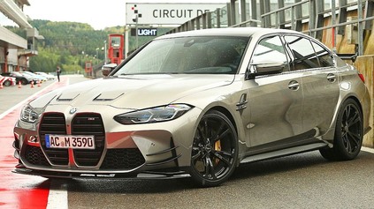 NOVÉ BMW M3 SA PO TUNINGOVEJ KÚRE AC SCHNITZER NEDRŽÍ PRI ZEMI. DOSTALO 590 KONÍ