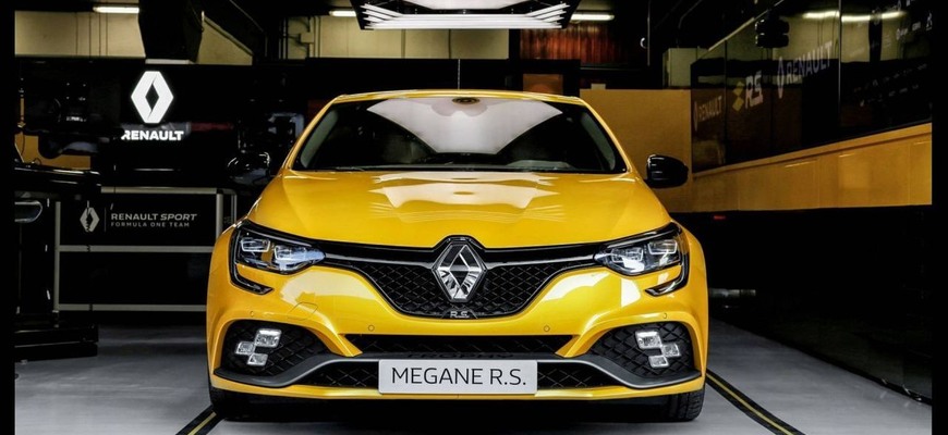 Blíži sa koniec Renaultu Megane, s ním je neodvratný aj záver ostrého hatchbacku R.S.