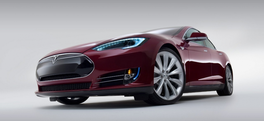 Tesla má problémy s ohňom. Zhorel už tretí Model S