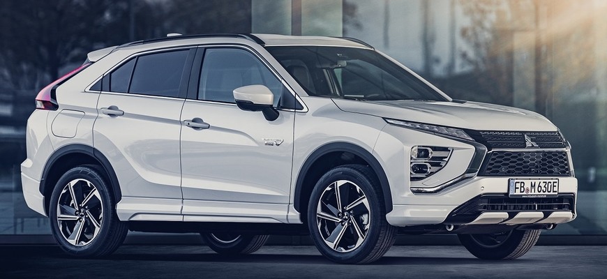 Mitsubishi Eclipse Cross plug in hybrid ponúkne elektrický dojazd takmer 60 km