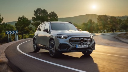 NOVÝ MERCEDES-BENZ GLB JE TU A OKREM ELEKTRICKÉHO POHONU PRINESIE AJ HYBRIDY