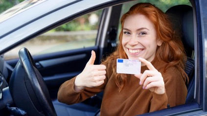 SLOVENSKO SKRACUJE PLATNOSŤ VODIČÁKOV. INÉ PRAVIDLÁ NAOPAK UVOĽŇUJE