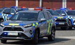 Problém pre slovenskú políciu: Hybridné autá jazdia často vybité, vypukol konflikt pre nabíjačky