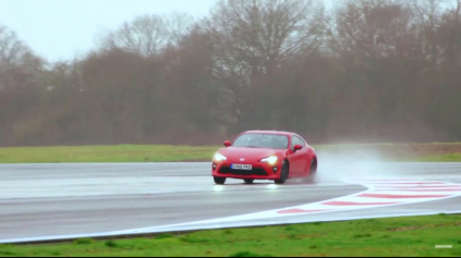 NOVÉ TOP GEAR AUTO PRE HOSTÍ JE TOYOTA GT86