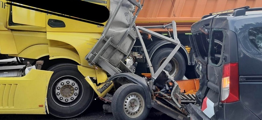 4 pravidlá pri nehode na diaľnici: poznáte ich naozaj všetky?