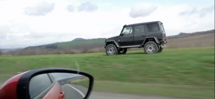 Mercedes G500 predbieha lúkou premávku v 150 km/h sprava :)