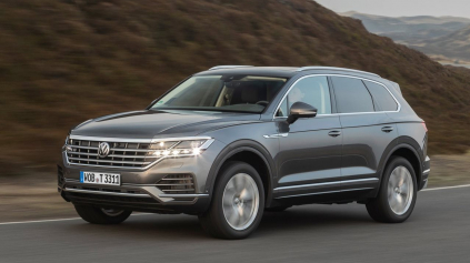 Otázka čitateľa k VW Touareg TDI V8. Je to prezlečené Audi SQ7?