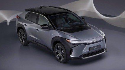 Toyota zverejnila slovenský cenník svojho prvého elektromobilu, SUV bZ4X nedá lacno