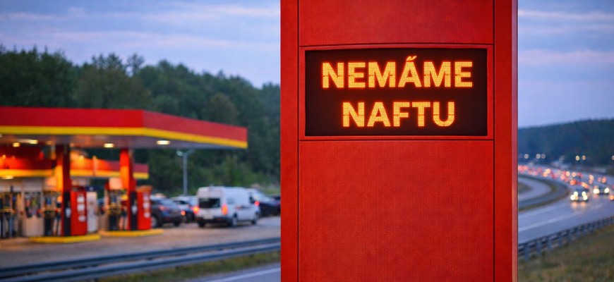 Prestanú predávať naftu? Vláda stlačila cenu tak nízko, že pumpy predávajú pod cenou