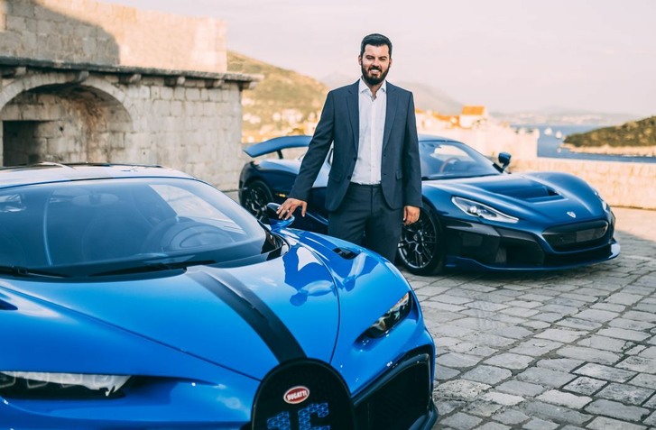 BOHATÍ UŽ NECHCÚ ELEKTROMOBILY, TVRDÍ ŠÉF BUGATTI A ZNAČKY RIMAC. MÁ TO DOPAD NA CHYSTANÉ NOVINKY
