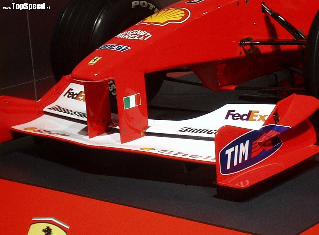 Na trojlitrové motory V10 môžeme už vo Formule 1 len nostalgicky spomínať.