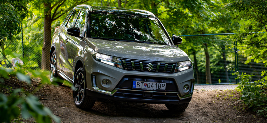 Test Suzuki Vitara 1.5 Hybrid: prvýkrát môže jazdiť takmer bezhlučne