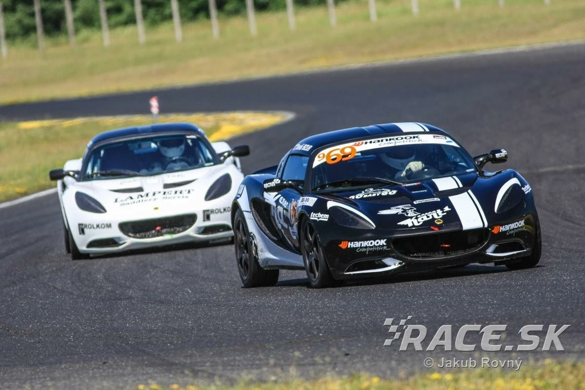 Adam Tarnóczy prekvapil v Lotus Elise Cupe seba i súperov