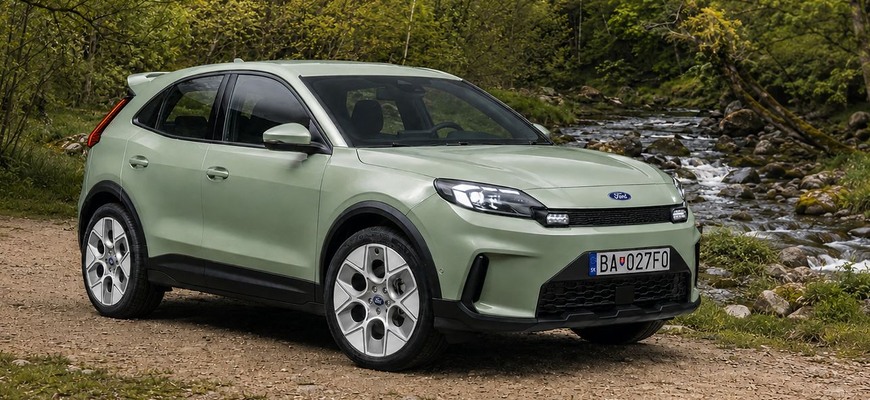 Na ceste je nový Ford Focus, štvordverový Mustang aj nový elektrický Fathom!