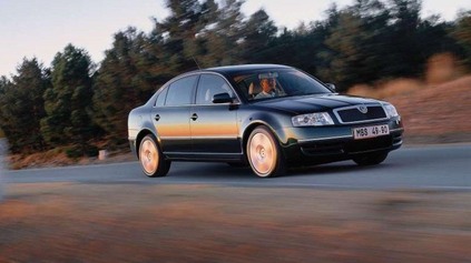 Škoda Superb je už 20 rokov vrchol českej automobilky