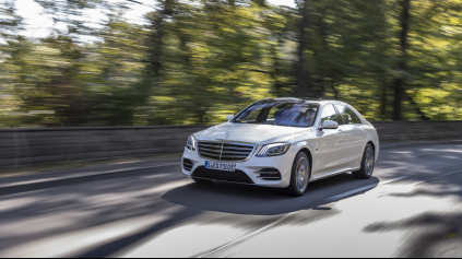 Plug-in hybrid Mercedes S využíva ešte zážihovú V6