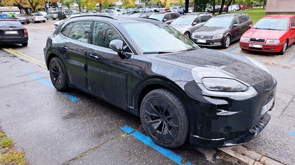 TESTOVACÍ PROTOTYP PORSCHE CAYENNE V ULICIACH BRATISLAVY? PREMIÉRA JE ZA DVERAMI!