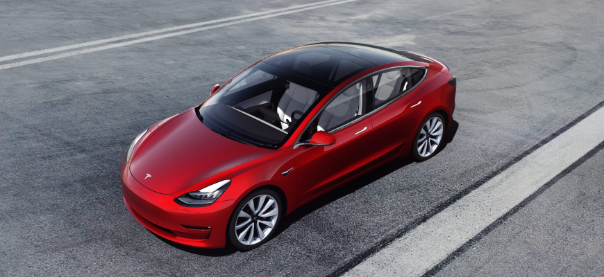Tesla Model 3 už budúci rok v Európe